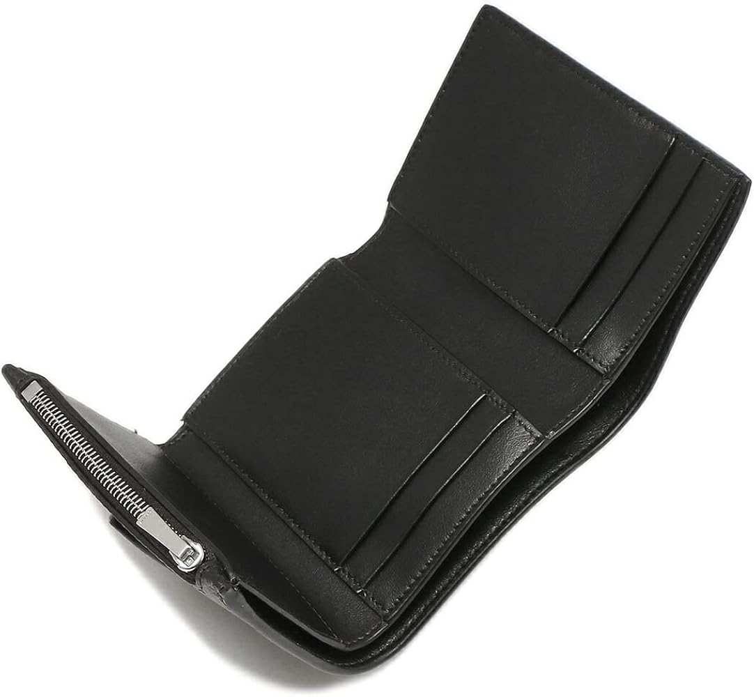 CELINE ブラック スモールストラップウォレット 三つ折り財布　新品　未使用 オールブラック☆】CELINE スモール フラップウォレット (CELINE